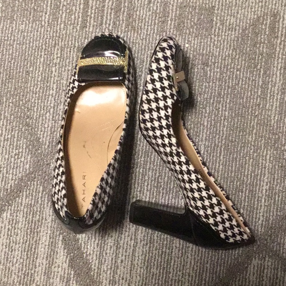 Tahari 9.5 block heels